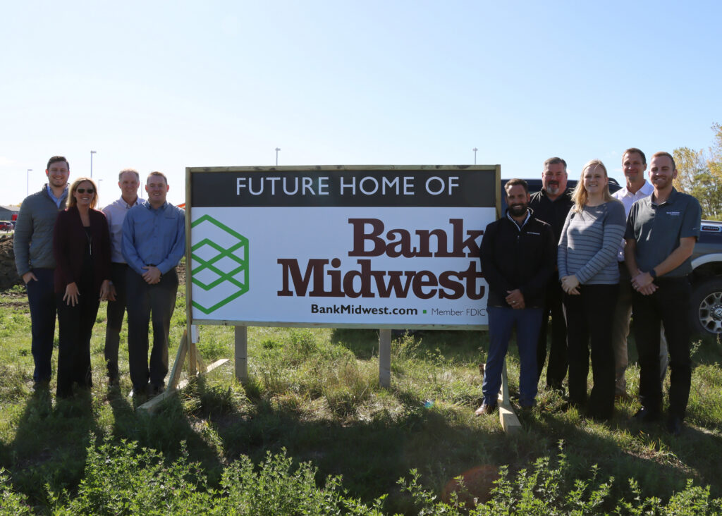 Bank Midwest Breaks Ground on New Spirit Lake Facility